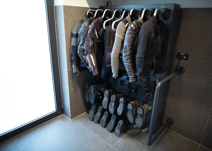 게스트하우스 Grof 3*